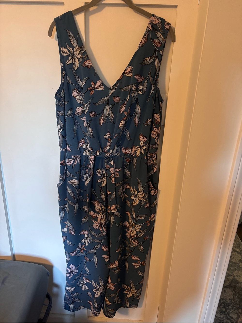 Sleeveless Teal Floral V-Neck Women's Dress